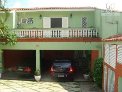 Casa para Venda, em Cotia, bairro São Paulo II, 3 dormitórios, 4 banheiros, 1 suíte, 4 vagas
